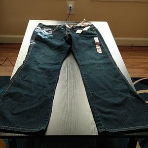 Spring Cleaning 💮  Jeans